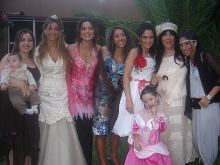 Annie Lyron Brinouche Maman Marie Alicia Audelia Tyffanie et Cathy